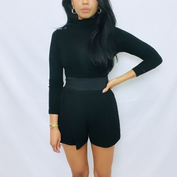 Tularosa | Black Celeste High Waist Shorts M NWT - Picture 8 of 13